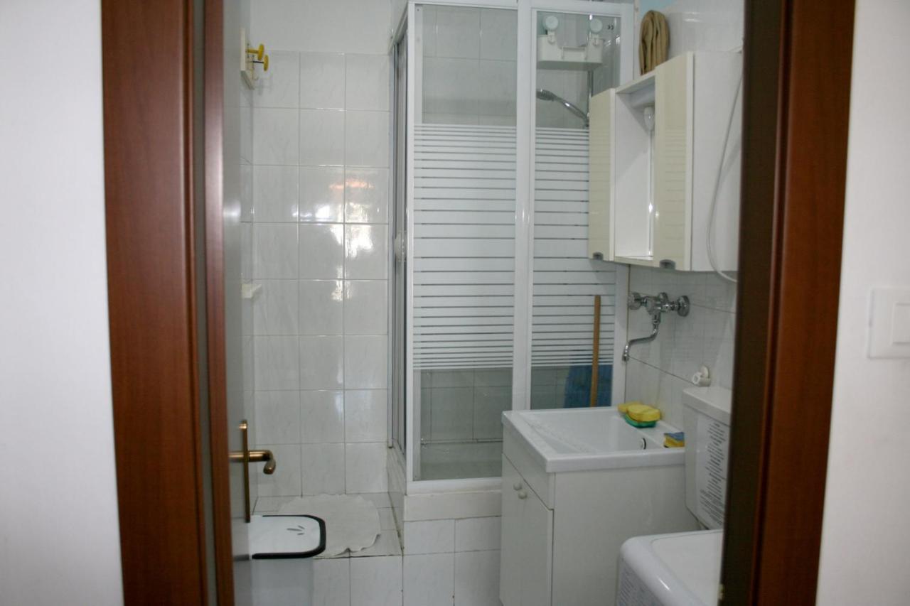 2 Bedrooms Appartement At Pescara 300 M Away From The Beach With Balcony And Wifi Экстерьер фото