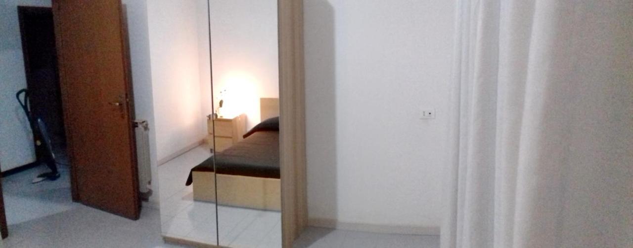 2 Bedrooms Appartement At Pescara 300 M Away From The Beach With Balcony And Wifi Экстерьер фото