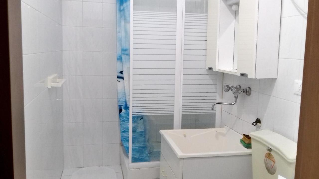 2 Bedrooms Appartement At Pescara 300 M Away From The Beach With Balcony And Wifi Экстерьер фото