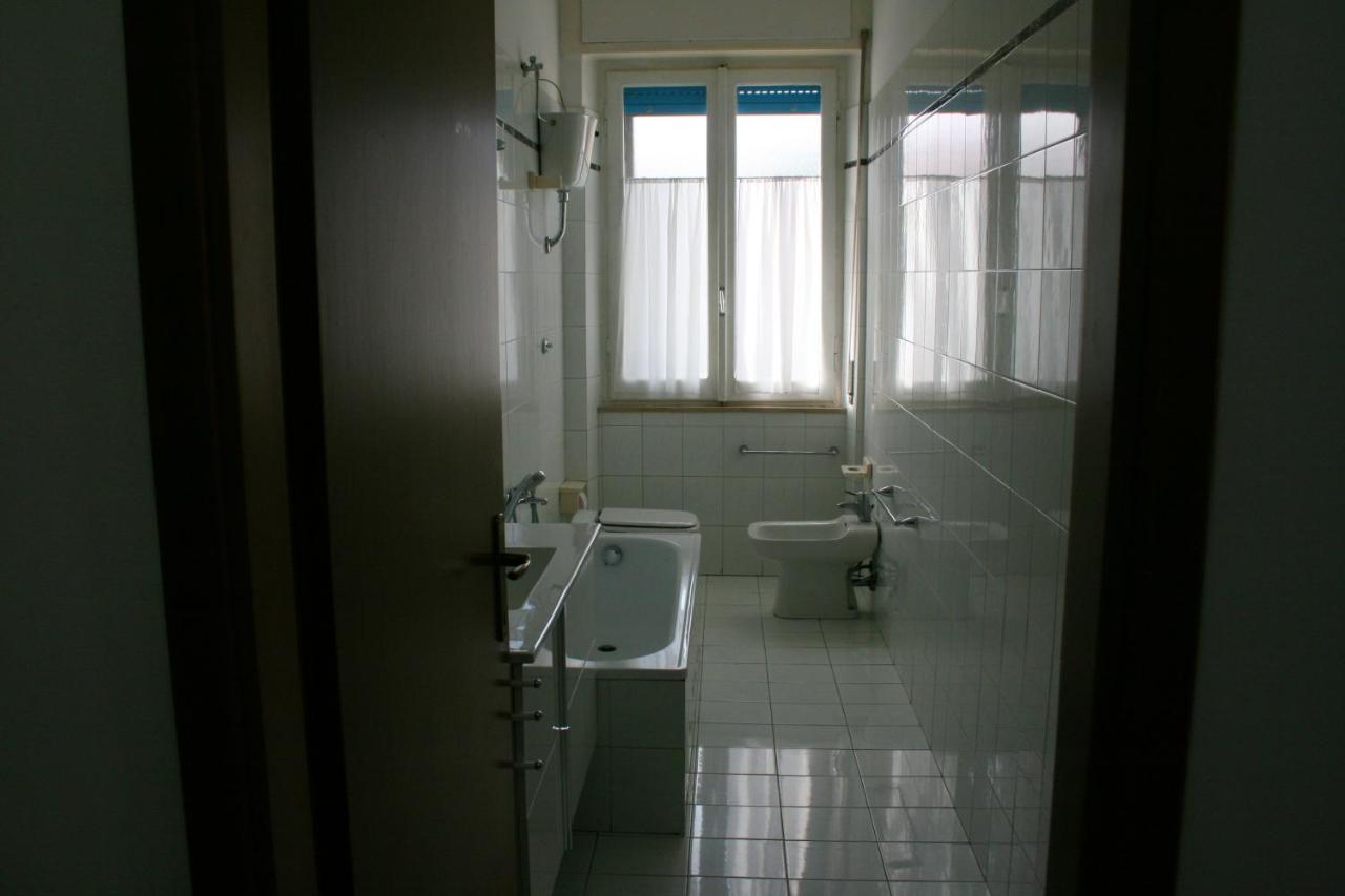 2 Bedrooms Appartement At Pescara 300 M Away From The Beach With Balcony And Wifi Экстерьер фото
