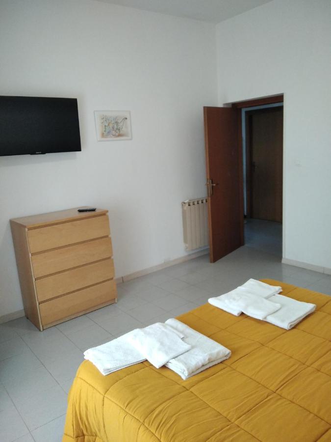 2 Bedrooms Appartement At Pescara 300 M Away From The Beach With Balcony And Wifi Экстерьер фото