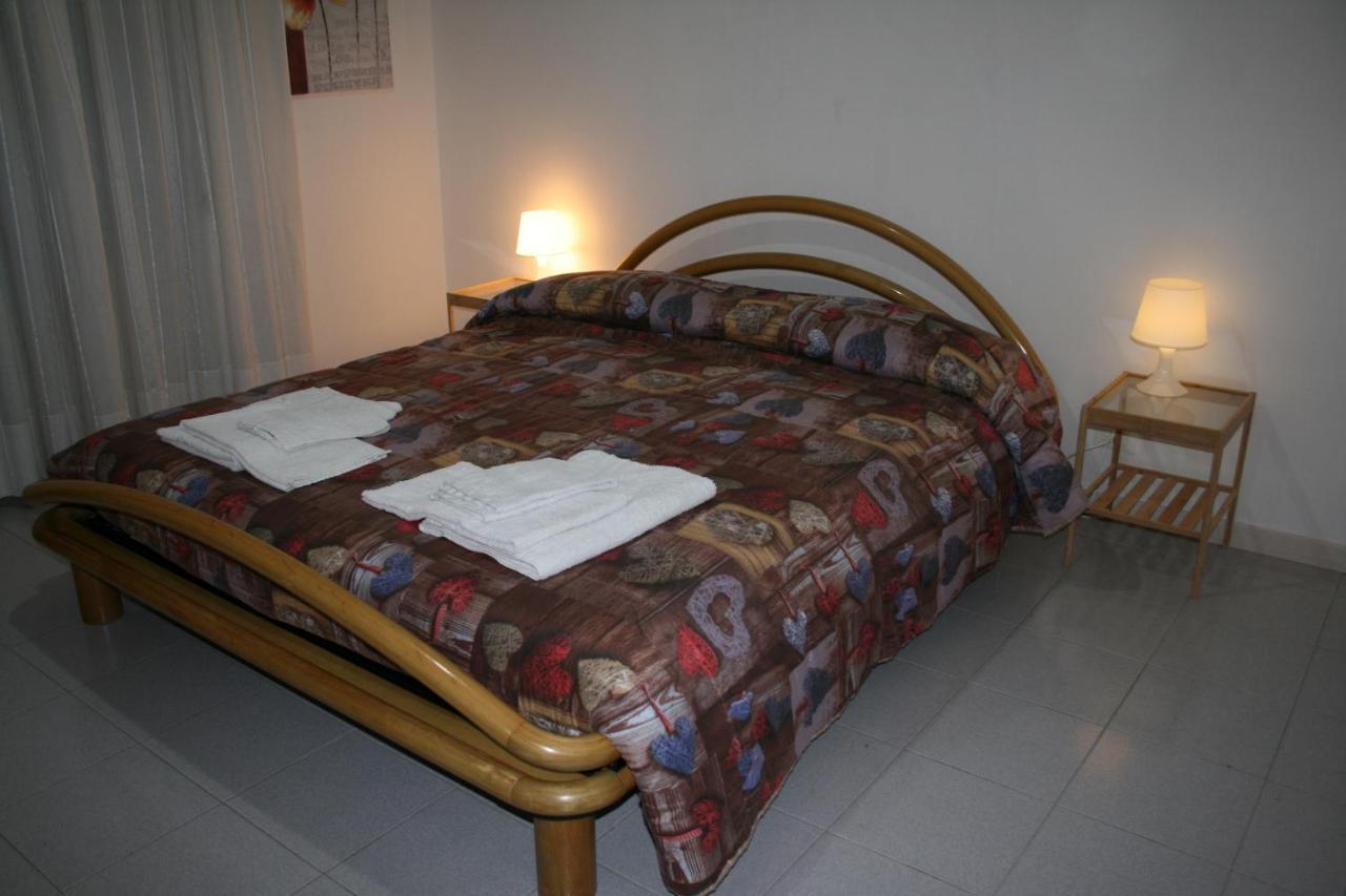 2 Bedrooms Appartement At Pescara 300 M Away From The Beach With Balcony And Wifi Экстерьер фото